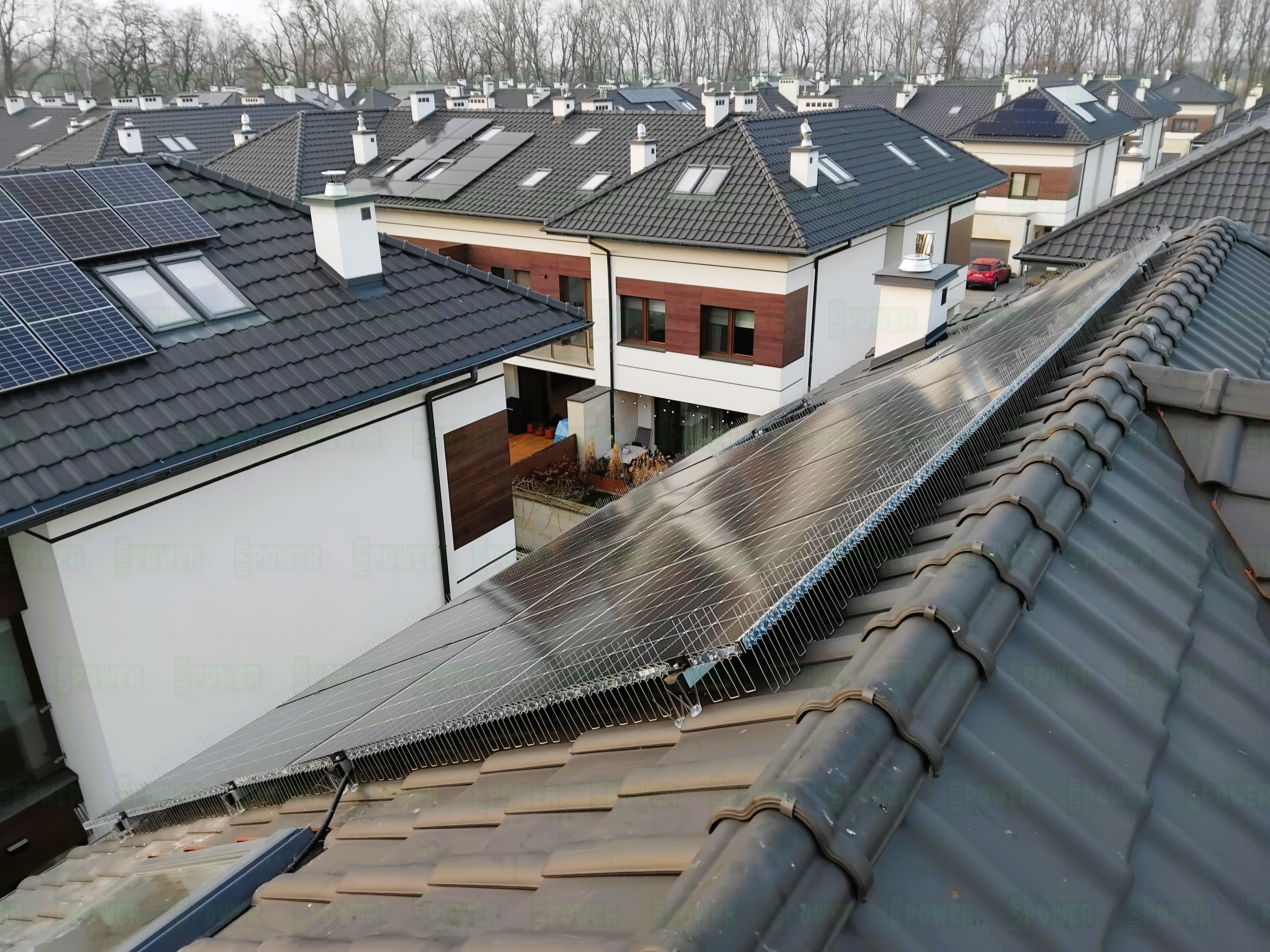 Zabezpieczenia paneli fotowoltaicznych przed ptakami Warszawa