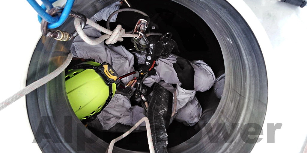 Usługi alpinistyczne, Warszawa